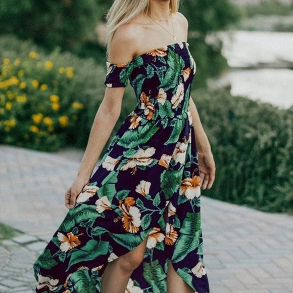 NWT Cupshe Tropical Hibiscus High Low Smocked Off Shoulder Maxi - Picture 1 of 16